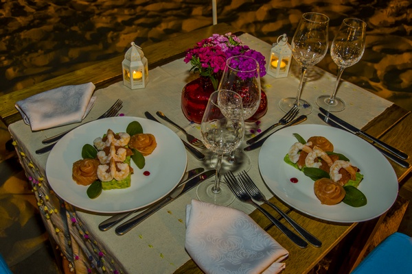 Romantic Dinner at Edde Sands